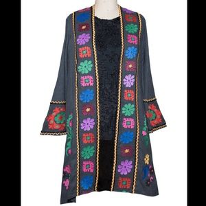NWOT Ivy Jane Floral Embroidered Fiesta Kimono